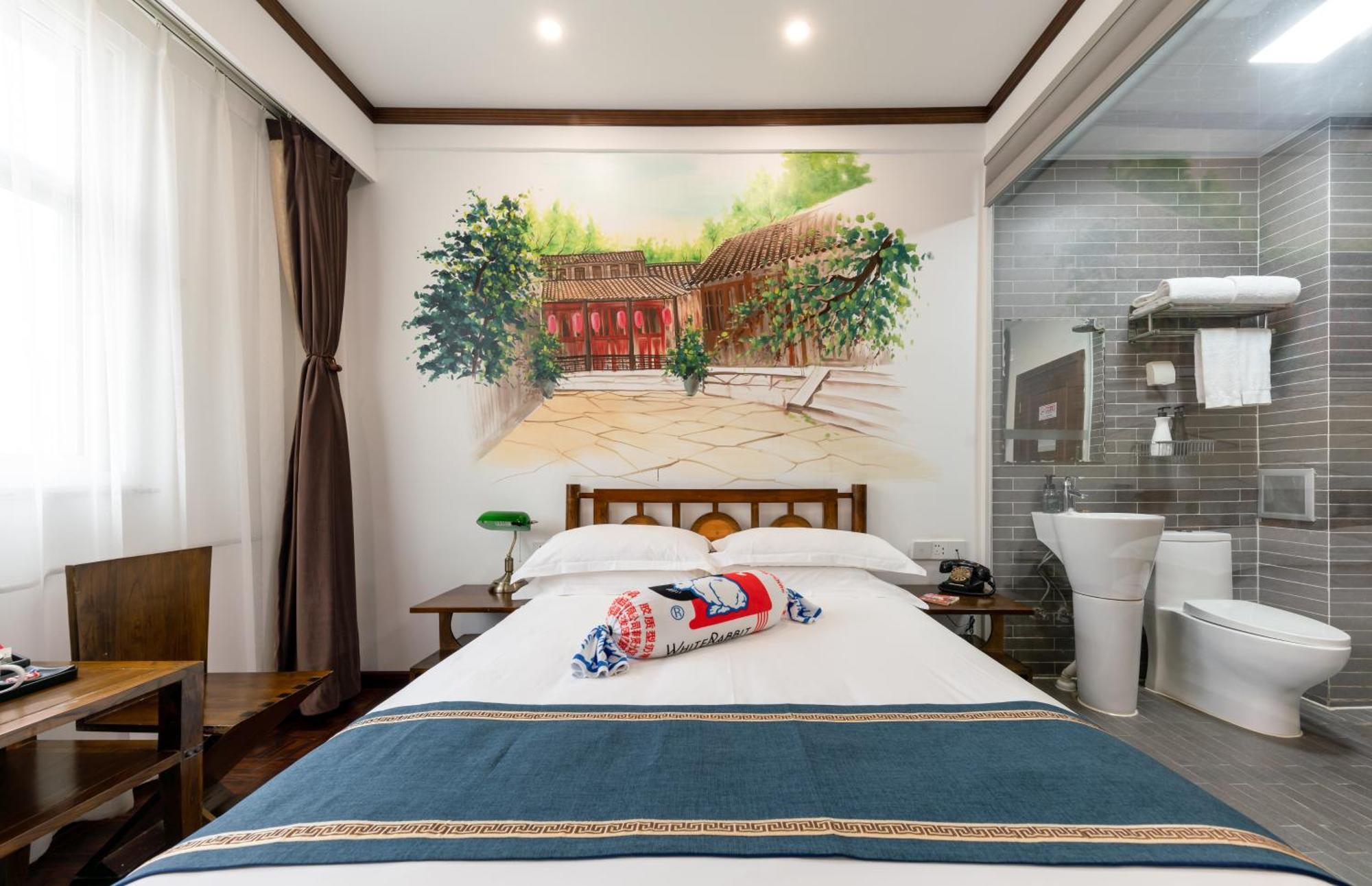 Nost Algia Hotel - Near Beijing Yonghe Lama Temple, Ghost Street, Beihai Park, Jingshan Park, Drum Tower, Houhai Bar Street, Tian'Anmen Square, Located In Beijing Traditional Hutongs, 5 Minutes Away From Subway, Free Laundry Serive Exterior photo